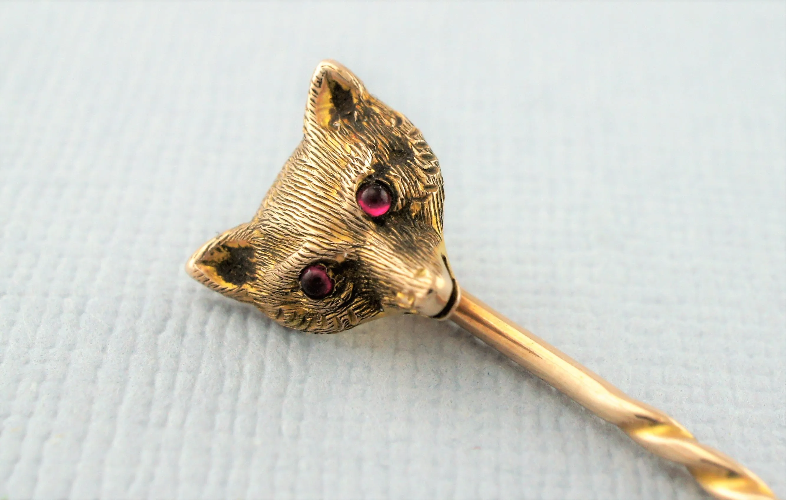 Fine Antique Yellow Gold & Ruby Fox Head Stick Pin