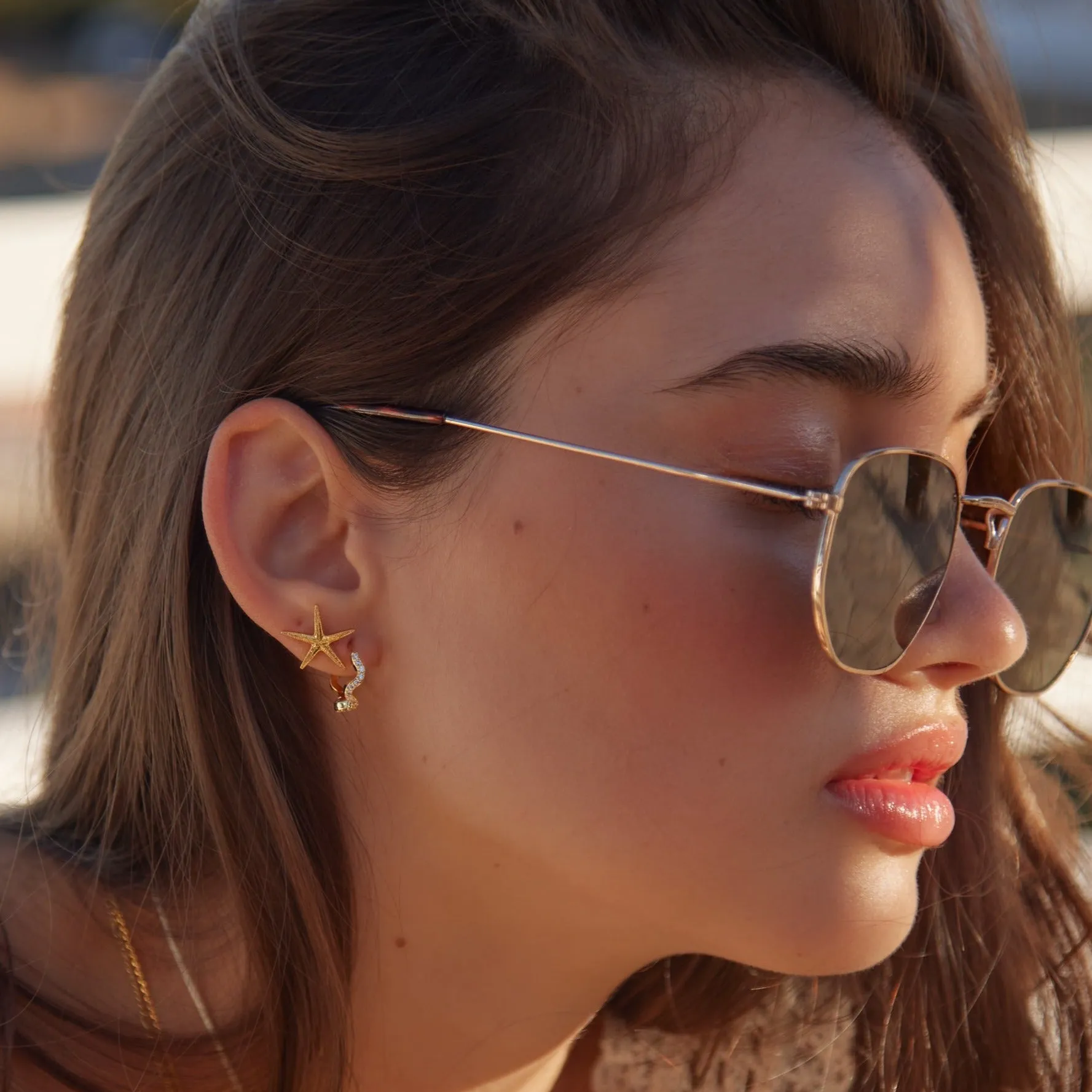 Pave Wave Huggie Hoop Earrings - Gold